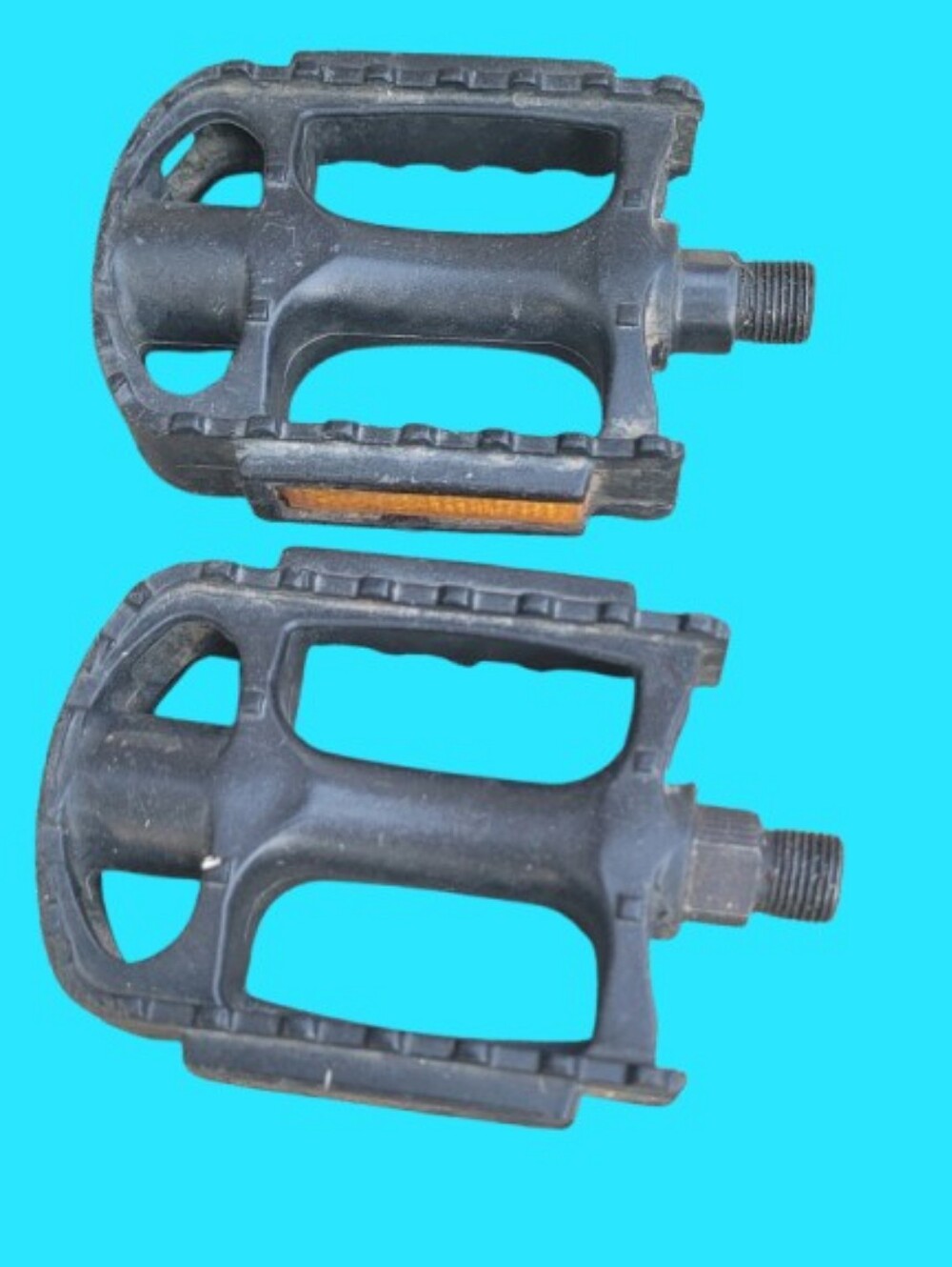 Feimin FP-806B K1512 Bike Pedals ☛ used replacement part(s)